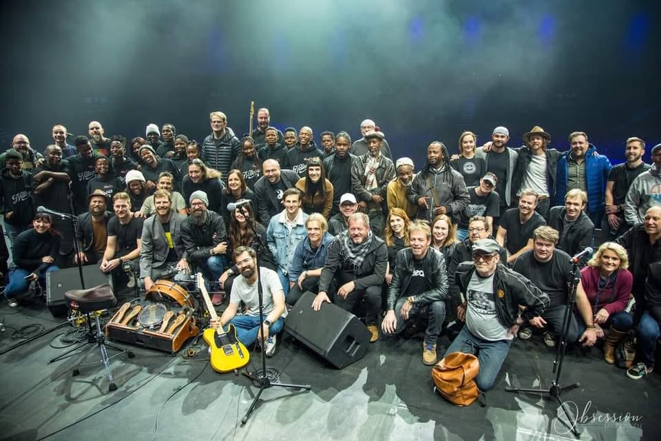 services-03 Paper Plane